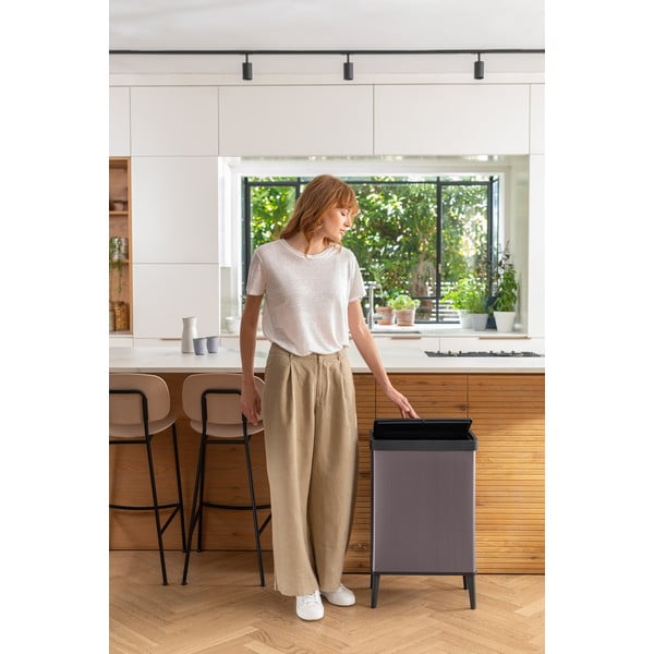 Розово кошче за боклук с отваряне с докосване от рециклирана пластмаса 54 l Verto High – Curver-image-1