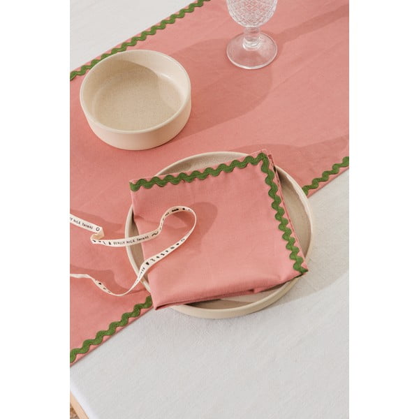 Комплект от покривки, подложки и салфетки 8 бр. Wavy - Really Nice Things-image-1