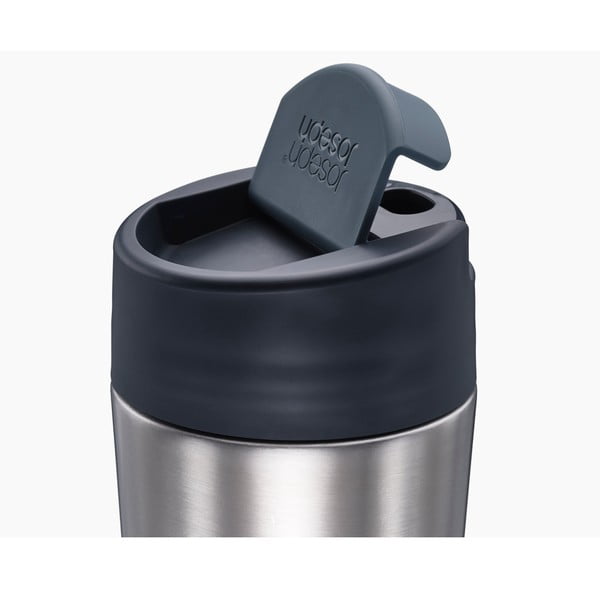 Чаша за пътуване в тъмносиньо-сребристо 450 ml Sipp - Joseph Joseph-image-4