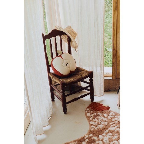 Памучна детска възглавница ø 30 cm Apple – Lorena Canals-image-2