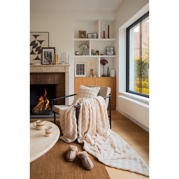 Одеяло от микроплюш в цвят слонова кост 150x200 cm Wave – Tiseco Home Studio-image-1