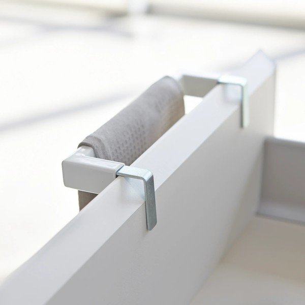 Бял висящ държач за кухненска кърпа Tower – YAMAZAKI-image-2