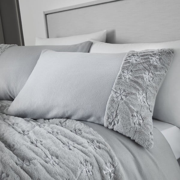 Сиво микро плюшено спално бельо , 200 x 200 cm Cosy Snowflake - Catherine Lansfield-image-1