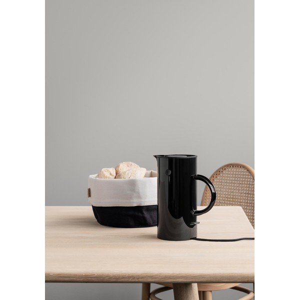 Черна пластмасова електрическа кана 500 ml EM77 – Stelton-image-1