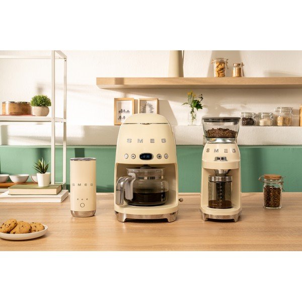 Бежова машина за филтърно кафе 50's Retro Style - SMEG-image-3