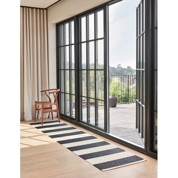 Черно-бяла пътека за открито и закрито 70x300 cm Bob Black Vanilla – Pappelina-image-1