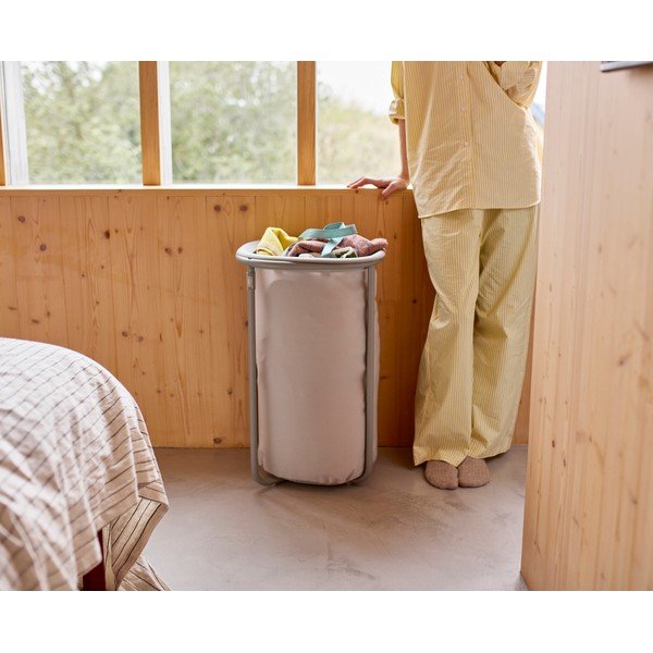 Светлосив текстилен кош за пране 50 l Duo – Joseph Joseph-image-2