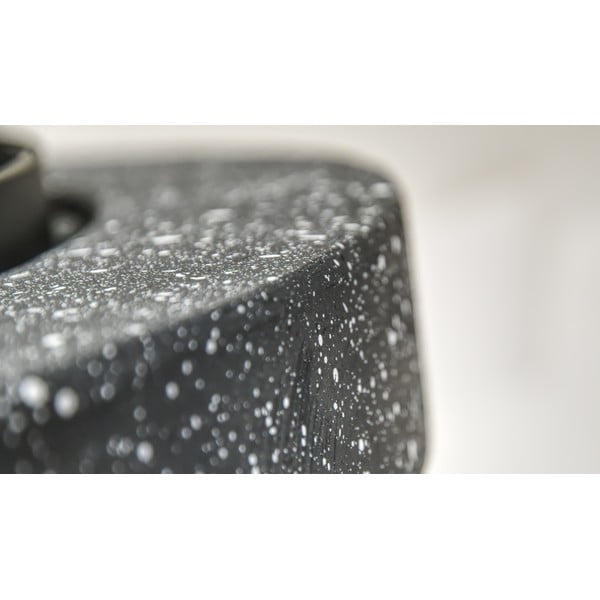 Черно огнище от обгорен камък La Palma - Cattara-image-3