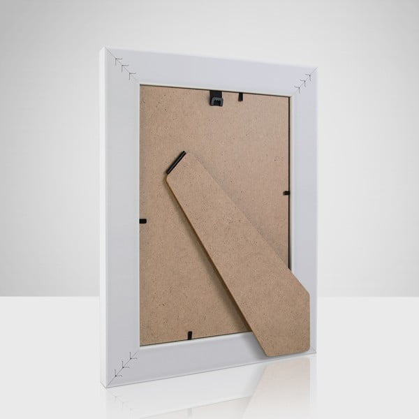 Бяла пластмасова рамка 21x26 cm  -image-1