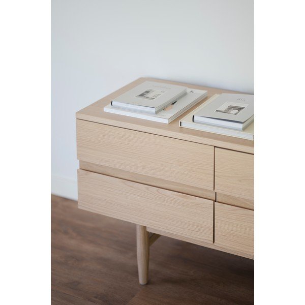 Нисък скрин от декор от дъб  естествен 160x75 cm Moresby – Rowico-image-4