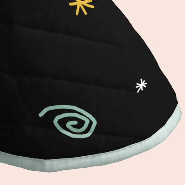 Черна ватирана покривка за легло 270x260 cm Cosmic cats - Aware-image-4