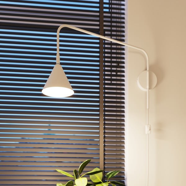 Бяла стенна лампа за контакт Zylo – Sollux-image-1