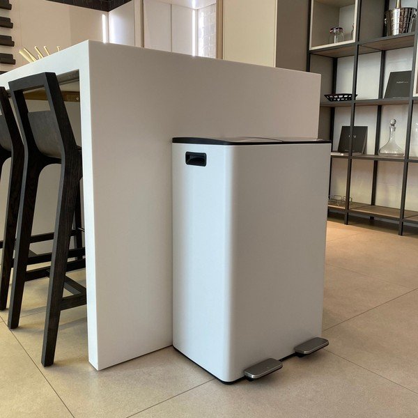 Стоманено кошче за боклук 2x30 l за рециклиране с педал в матово бял цвят   Aliya – Spirella-image-1