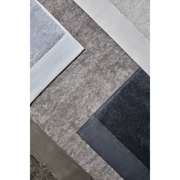 Светлосива памучна кърпа за баня , 70 x 140 cm - Blomus-image-2