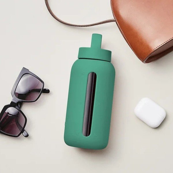 Зелена бутилка за пътуване  720 ml Frosted Green – Muuki-image-1