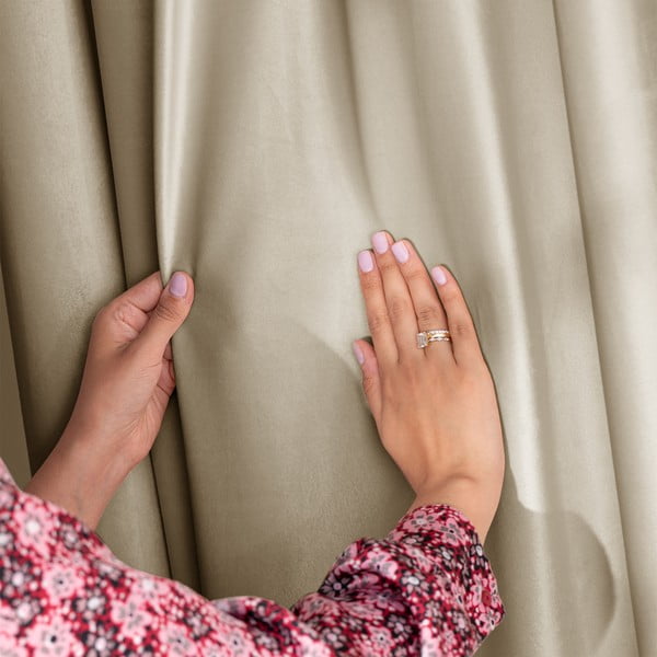 Кафяво/бежово затъмняващо перде 140x270 cm Pleat – Restilo-image-4