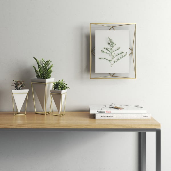 Метална стойка/рамка за стена в златисто 25x30 cm Prisma - Umbra-image-4