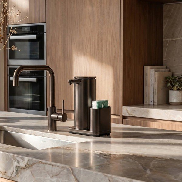 Автоматична метална стойка за перилни препарати в бронзов цвят – simplehuman-image-2