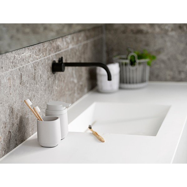 Светлосив бетонен дозатор за сапун Time - Zone-image-3