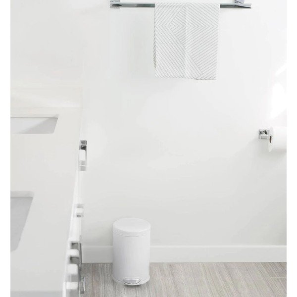 Bílý pedálový koš simplehuman, 4.5 l-image-1