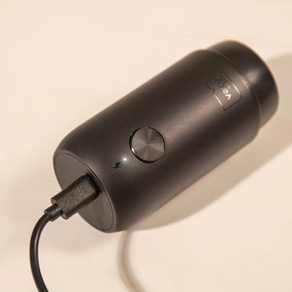 Запушалка за вино – VacuVin