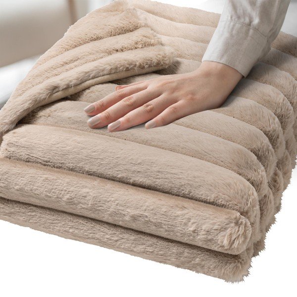 Бежово одеяло от микроплюш 125x150 cm Boudoir – douceur d'intérieur-image-4