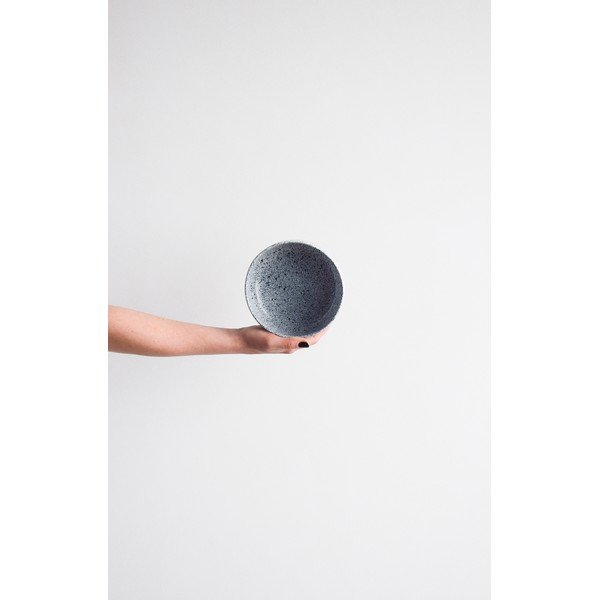 Купа от бял и черен фаянс, ø 15 cm Mess - ÅOOMI-image-1