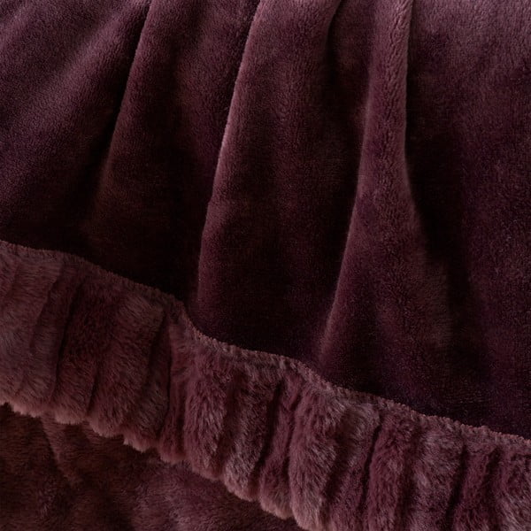 Тъмнолилаво одеяло от микроплюш 150x200 cm Velvet and Faux Fur – Catherine Lansfield-image-2