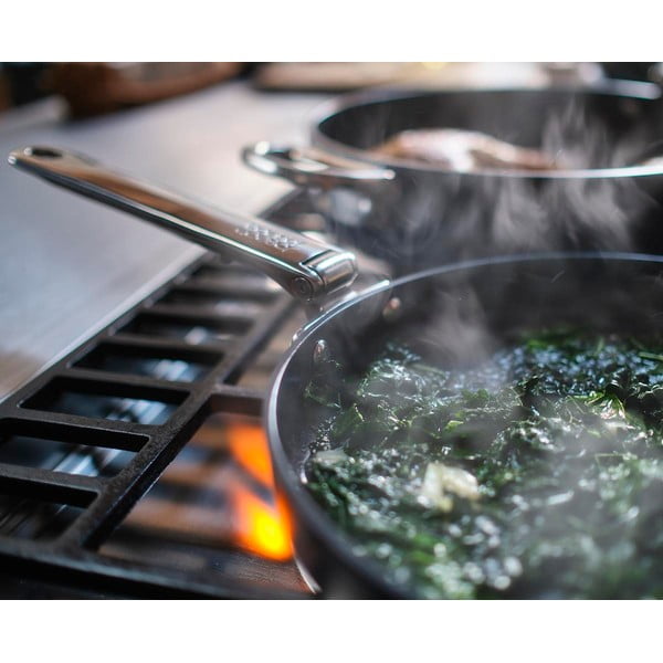 Тигани 2 бр. с керамично покритие Space – Joseph Joseph-image-4