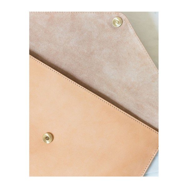 Béžový kožený obal na notebook 13" ve tvaru obálky O My Bag Office-image-3