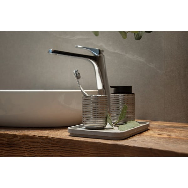 Керамичен дозатор за сапун в сребристо 0,28 л Vilalba - Wenko-image-4