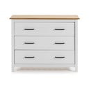 Бял нисък скрин от масивен бор 100x80 cm Miranda – Marckeric