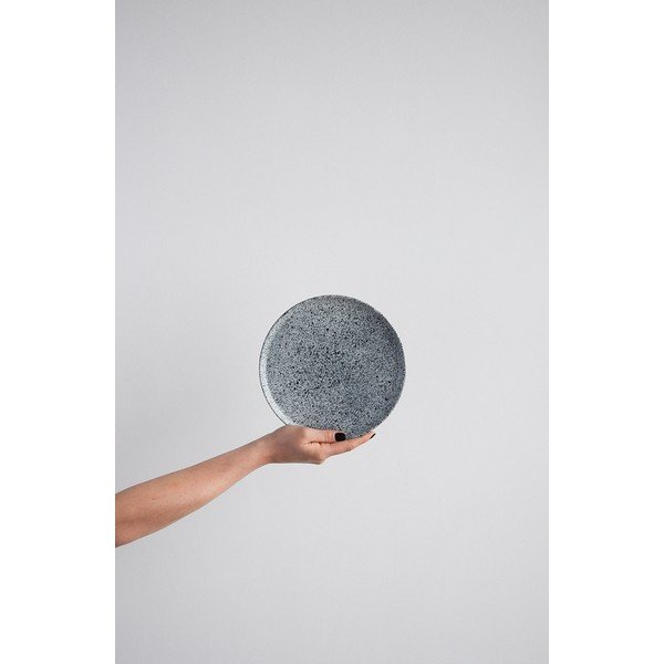 Малка чиния от бял и черен фаянс, ø 20 cm Mess - ÅOOMI-image-2