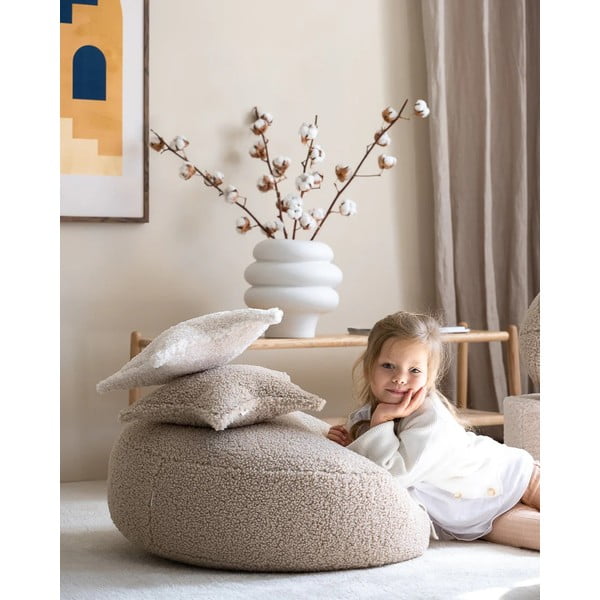 Светлокафява детска възглавница за диван от букле Star – Wigiwama-image-4