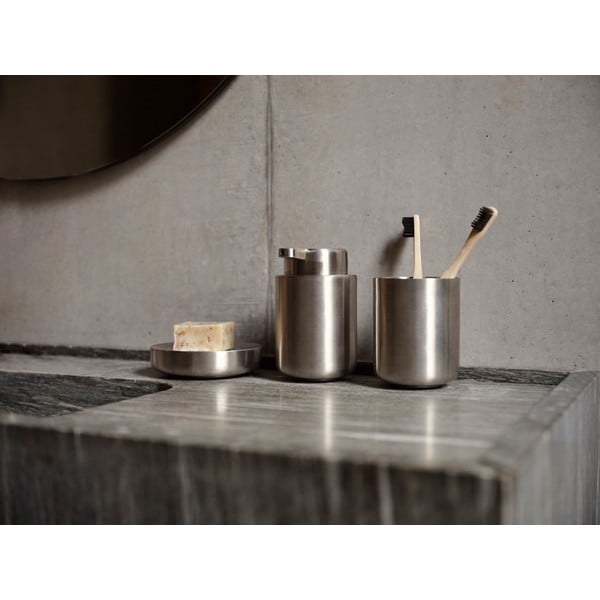 Диспенсер за сапун от неръждаема стомана в матово сребрист цвят 250 ml Ume Steel – Zone-image-1