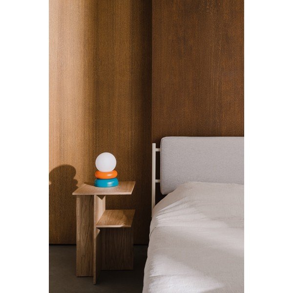 Настолна лампа от масивна дървесина в петролен цвят/оранжева със стъклен абажур (височина 24 cm) Otem – noo.ma-image-3