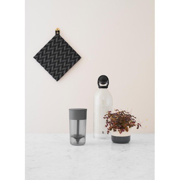 Черна стъклена гарафа 1,5 l Cool-It – RIG-TIG-image-2