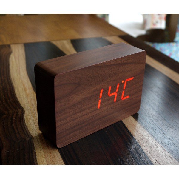 Hnědý budík s červeným LED displejem Gingko Brick Click Clock-image-2