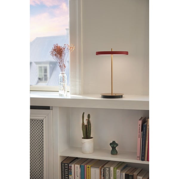 Червена LED затъмняваща се настолна лампа с метален абажур (височина 31 cm) Asteria Move – UMAGE-image-4