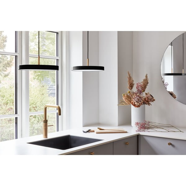 Черно LED висящо осветително тяло с метален абажур ø 31 cm Asteria Mini – UMAGE-image-1