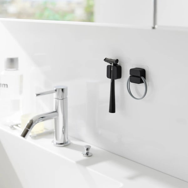 Черни силиконови мултифункционални държачи в комплект от 2 бр. Film Hook – YAMAZAKI-image-4