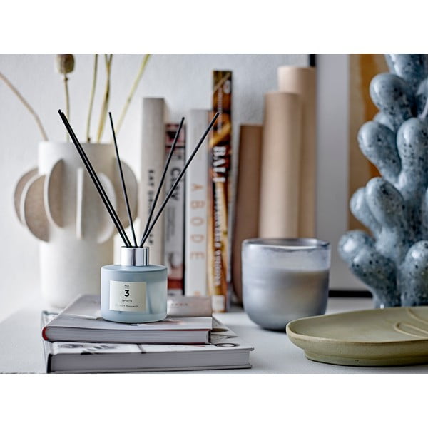 Декоративна тава от фаянс Ngan - Bloomingville-image-2