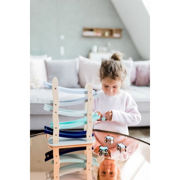 Дървена каскада с коли - Kindsgut-image-4