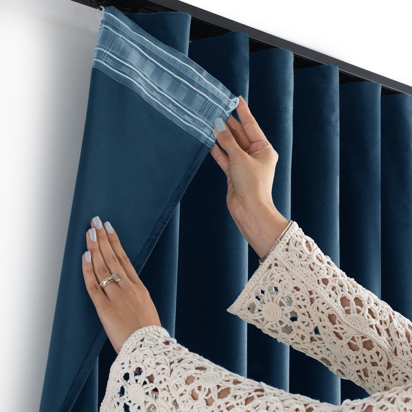 Синя затъмняваща завеса 530x300 cm Velto – Filumi-image-3