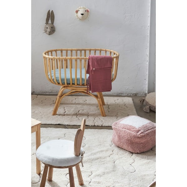 Кремав ръчно изработен памучен детски килим подходящ за пране 90x130 cm Clouds – Lorena Canals-image-1