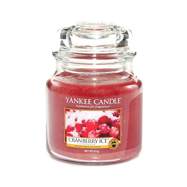 Свещ с аромат на ледена червена боровинка, време на горене 65 ч. Cranberry Ice - Yankee Candle