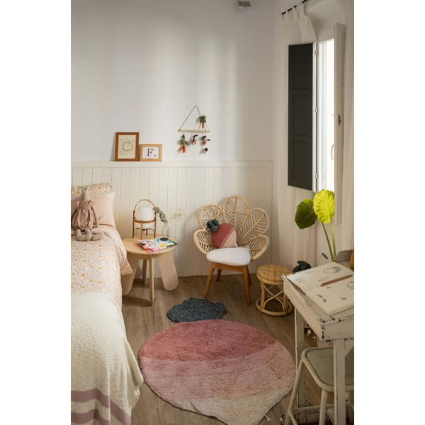 Розов ръчно изработен памучен детски килим подходящ за пране 100x150 cm Ramona the Radish – Lorena Canals-image-4