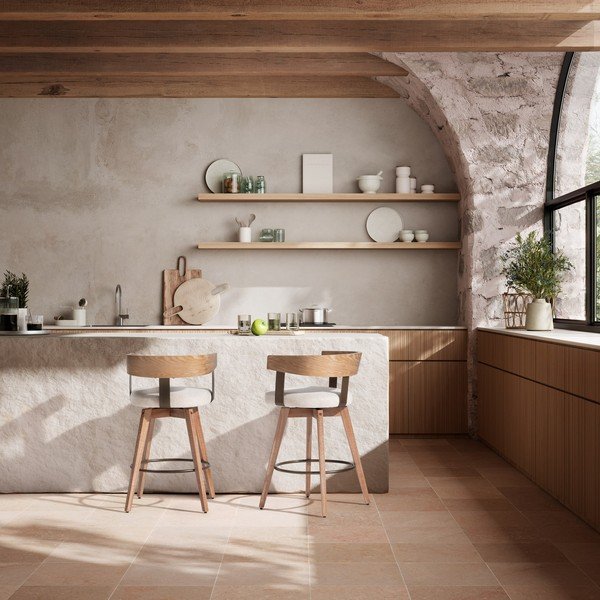 Кремави/в естествен цвят тапицирани бар столове в комплект с подлакътници 2 бр. Ilia – MOME-image-1