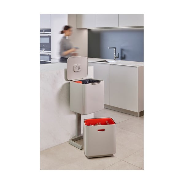 Бежов стоманен контейнер за отпадъци 60 л Totem Max - Joseph Joseph-image-1