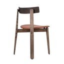 Кафяви/в цвят кафяв коняк трапезни столове в комплект 2 бр. от масивен дъб Nora – Gazzda